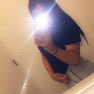 Meet your Posher, Abigail